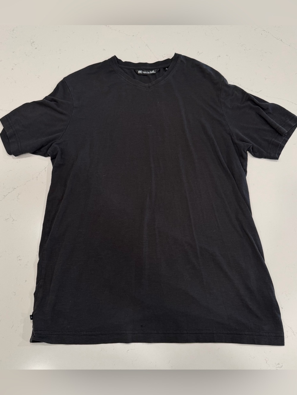 Travis Mathew Men's Black Cloud V-Neck Tee - Large